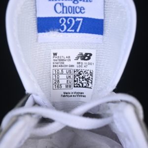 New Balance 230