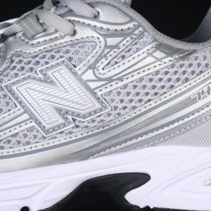 New Balance 740