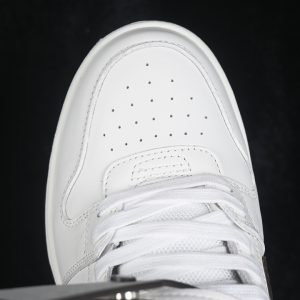 Off-White Out Of Office Low Top Fashionable Sneakers