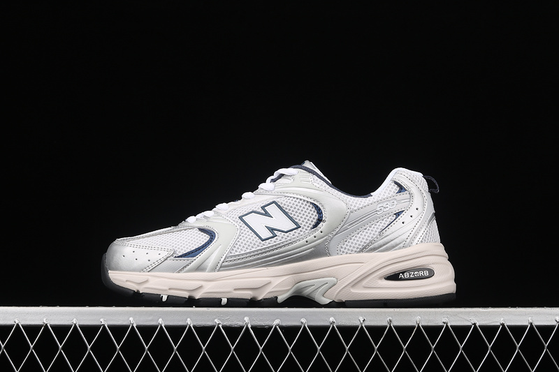 New Balance 530