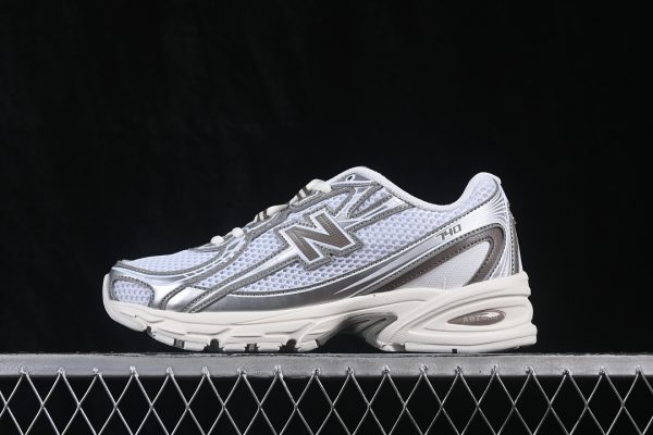 New Balance 740