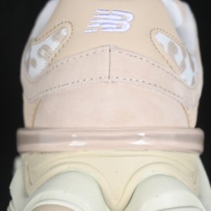 New Balance 9060 Casual Running Shoes
