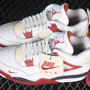 Nike Jordan 4