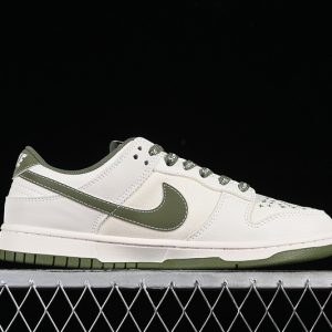 Nike SB Dunk Low Supreme
