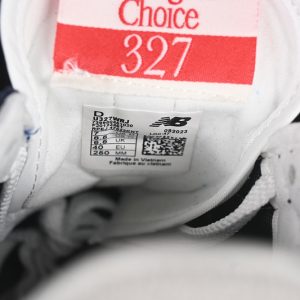 New Balance 230