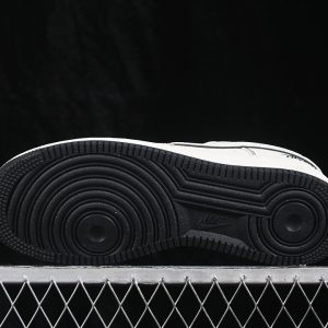 Nike Air Force 1 Low Casual Sneakers