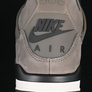 Nike Jordan 4