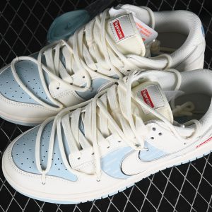 Nike SB Dunk Low Supreme