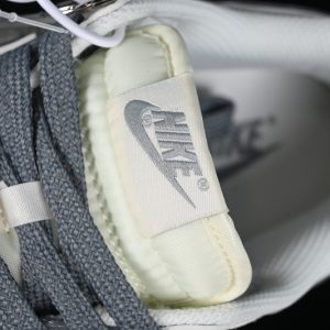 Nike SB Dunk Low Supreme