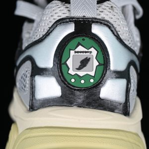 Saucony
