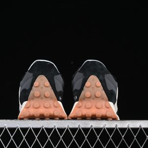 New Balance 230