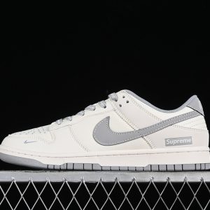 Nike SB Dunk Low Supreme