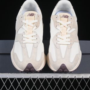 New Balance 230