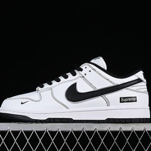 Nike Supreme SB Dunk Low