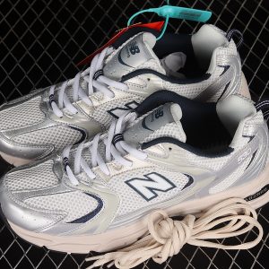 New Balance 530
