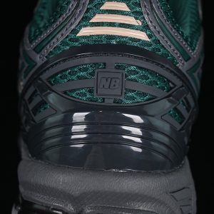 New Balance 1906