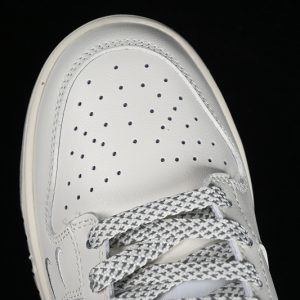 Nike SB Dunk Low Lv