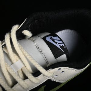 Nike SB Dunk Low