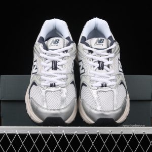 New Balance 530