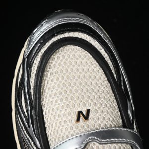New Balance 1906