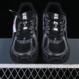 New Balance 740