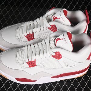 Nike Jordan 4