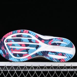 Saucony