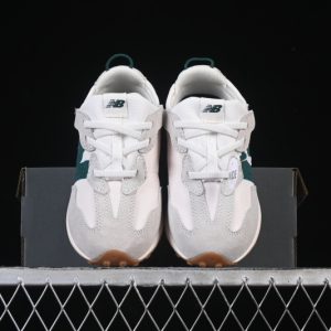 New Balance 230