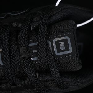 New Balance 1906