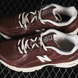 New Balance 740