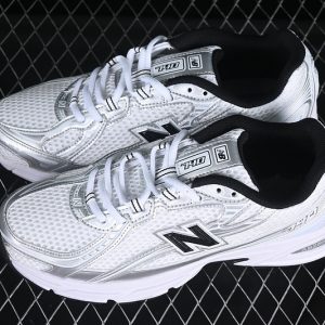 New Balance 740
