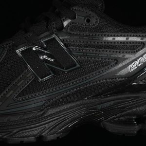 New Balance 1906