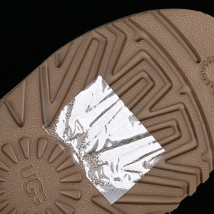 Ugg Classic Ultra Mini