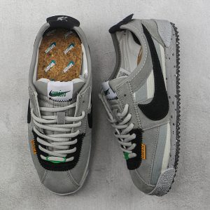 Nike Cortez