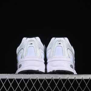 New Balance 740