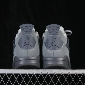 Nike Jordan 4