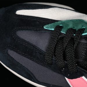 New Balance 230
