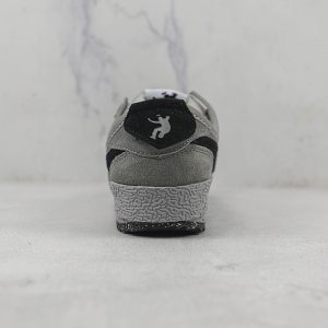Nike Cortez