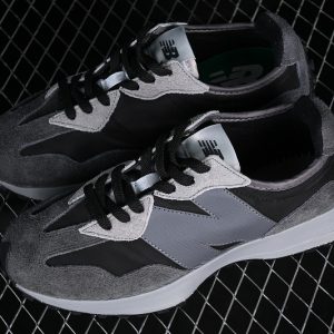 New Balance 230