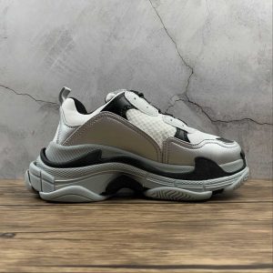 Balenciaga Triple S Sneaker Dadshoe