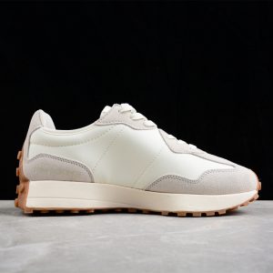 New Balance 230