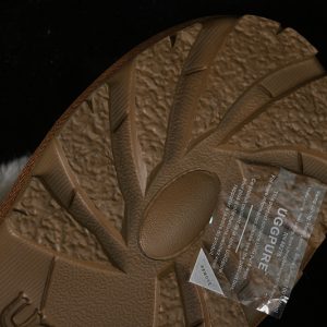 Ugg Coquette Maroom