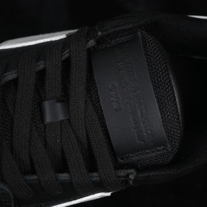 Off-White Out Of Office Low Top Fashionable Sneakers