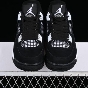 Nike Jordan 4