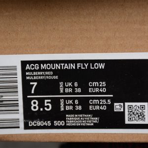 Nike ACG