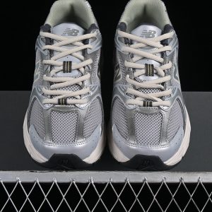 New Balance 530