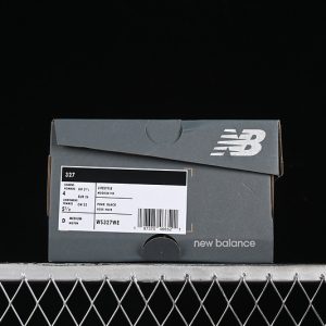 New Balance 230