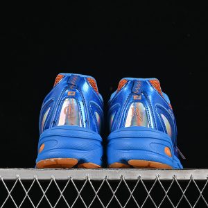 New Balance 740