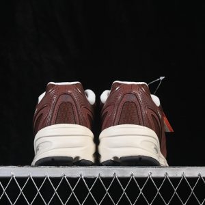 New Balance 740