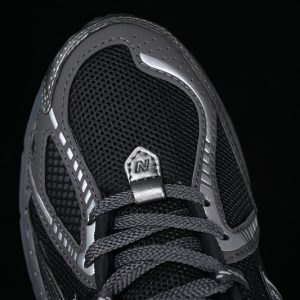 New Balance 1906
